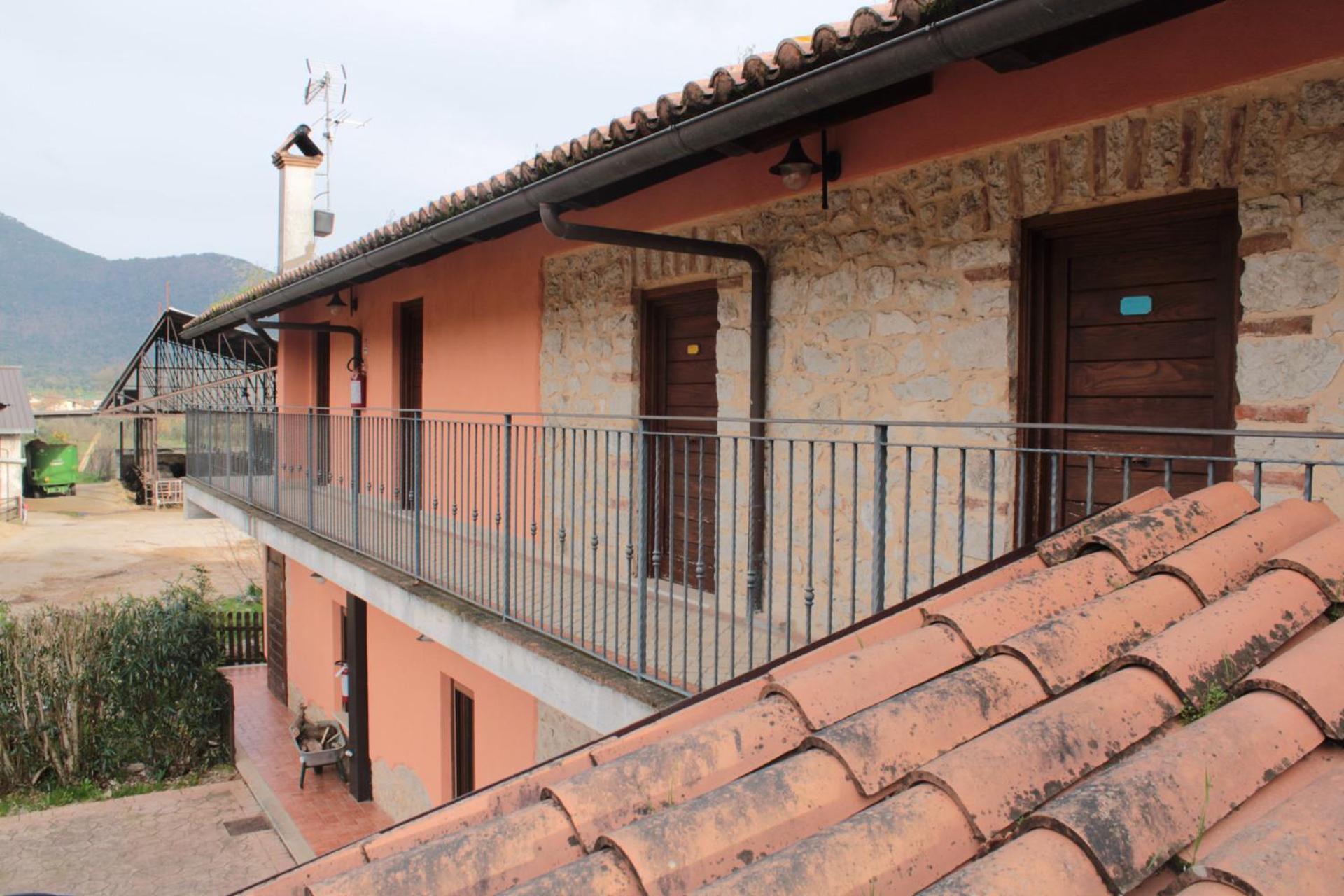 Vila La Fattoria Di Carlotta Maenza Exteriér fotografie